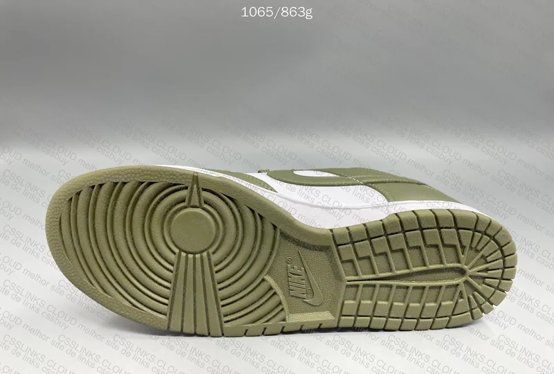 Dunk Low Medium Olive 2