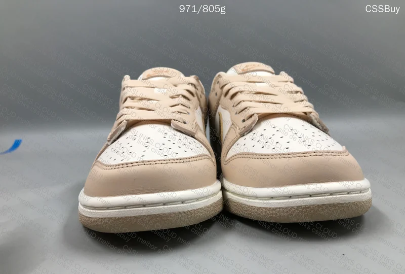 Dunk low Metallic Gold 2