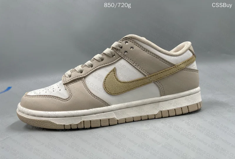 Dunk Low Metallic Gold 4