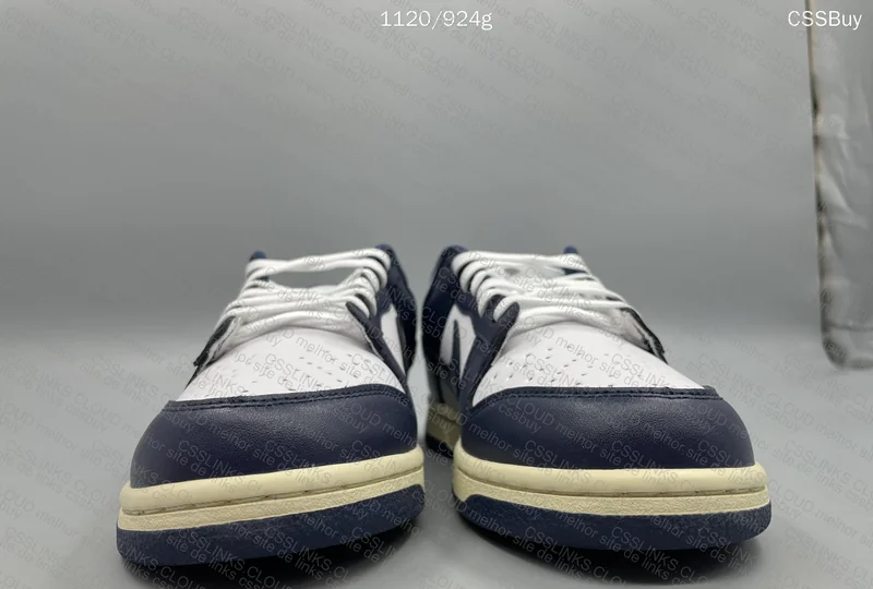 Dunk Low Midnight Navy and White 4
