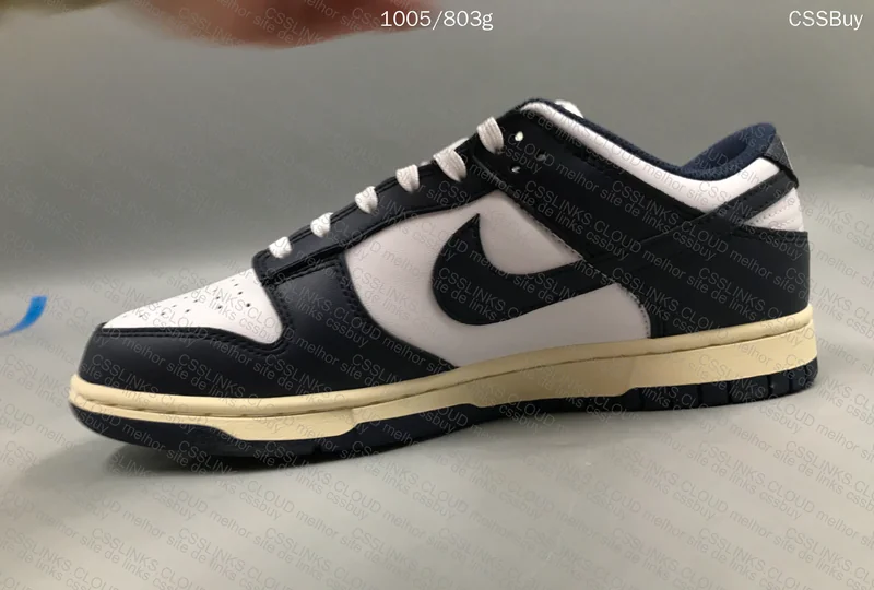Dunk Low Navy Vintage 6