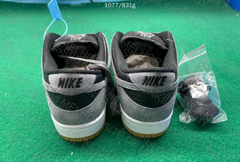 dunk low new vt 3