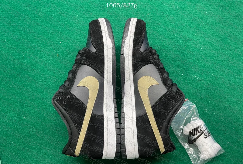 Dunk low new vt black gold