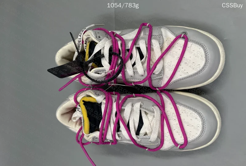 Dunk low Off White lot 30/50 2