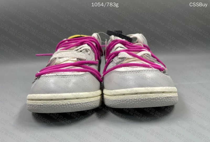 Dunk low Off White lot 30/50 4
