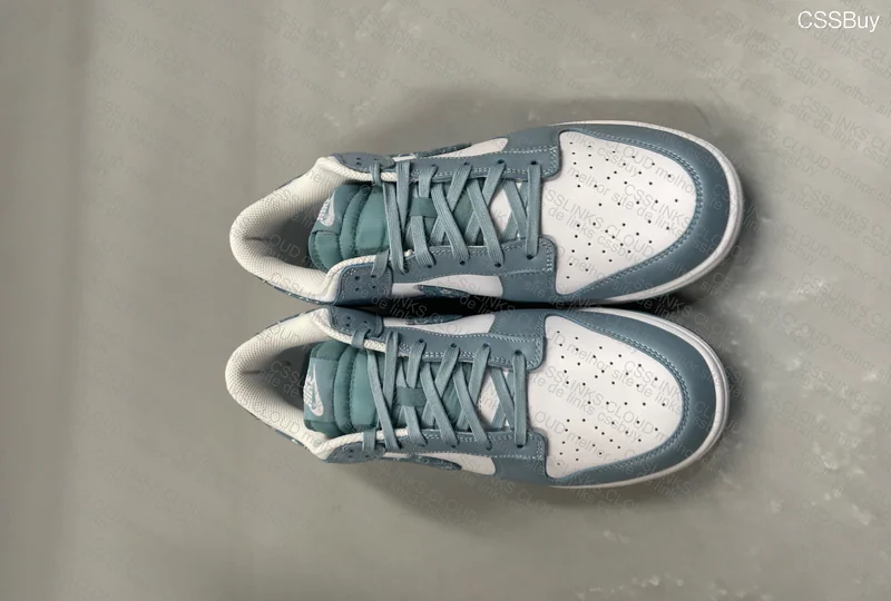 dunk low paisley 4