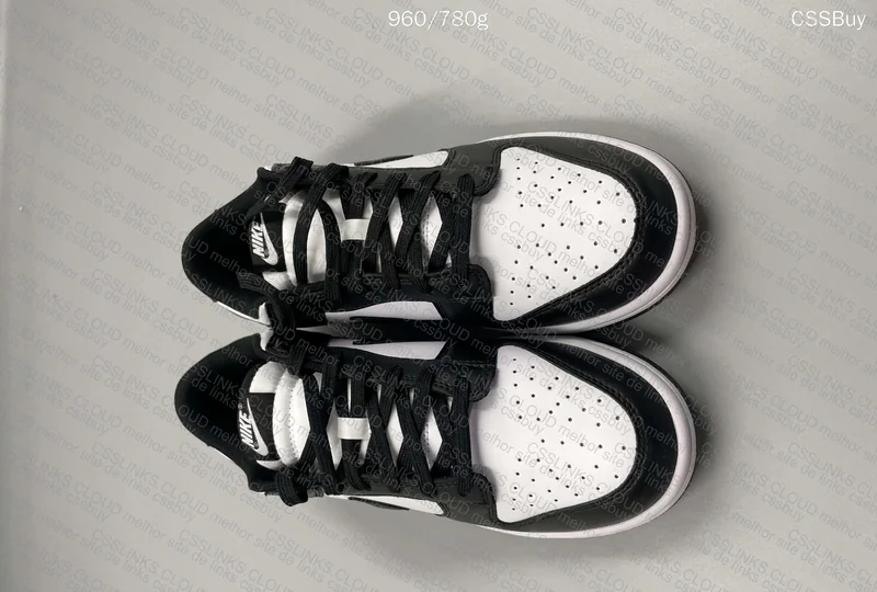 Dunk low panda 7