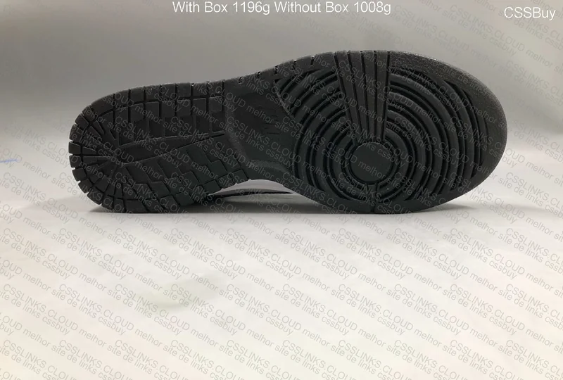 Dunk Low Panda 6