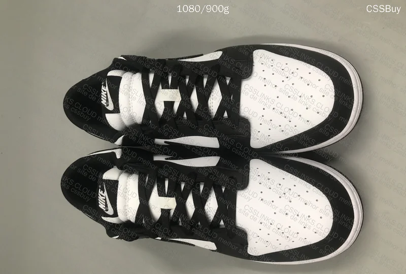 Dunk Low Panda