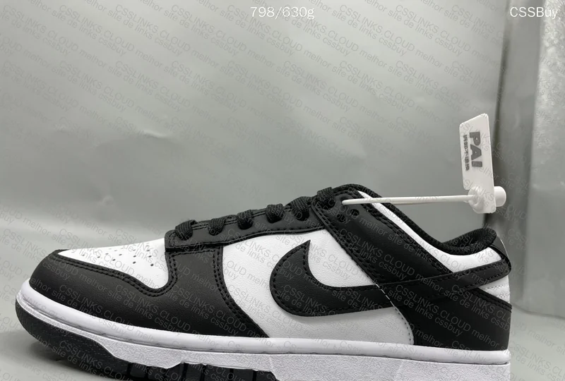 DUNK LOW PANDA 5