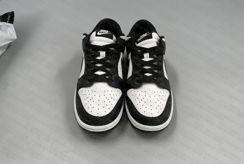 Dunk Low Panda