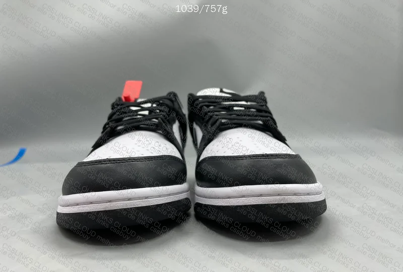 Dunk Low Panda 3