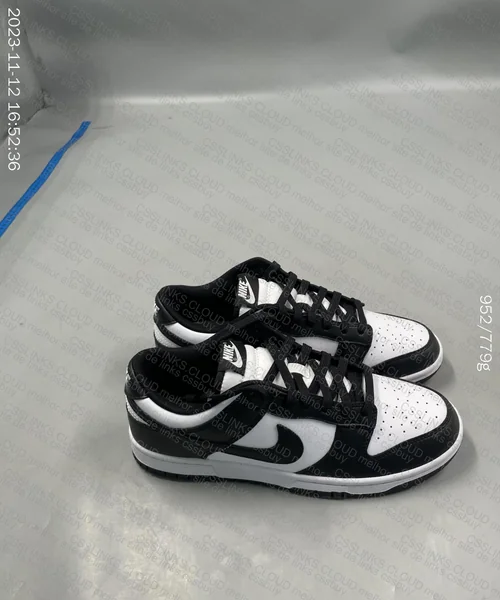 DUNK LOW PANDA - DUVIDA