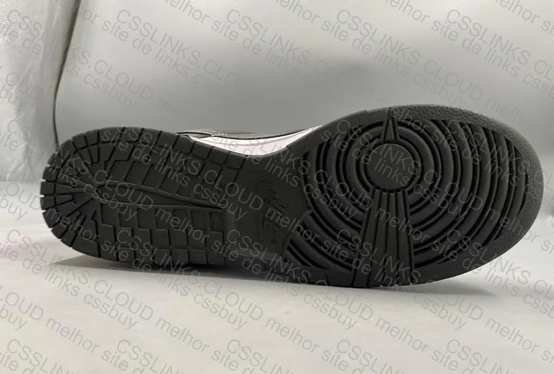 Nike Dunk Low Panda (GL?) 9