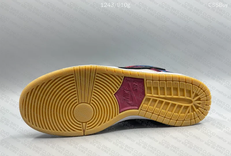 Nike Dunk Low Parra 4