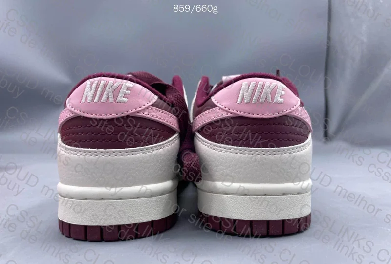 Dunk Low PRM Valentine’s 2