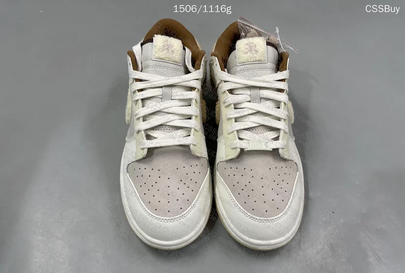 dunk low rabbit 3