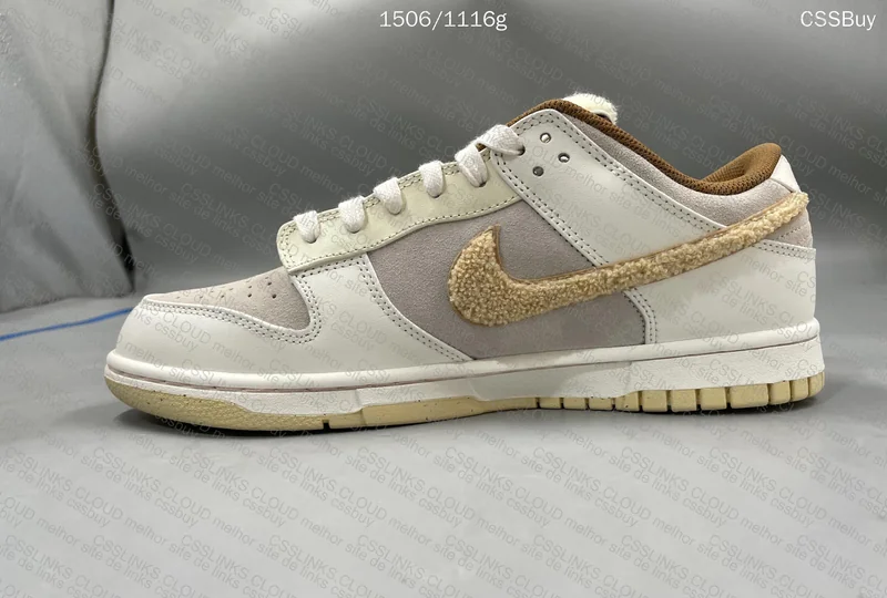 dunk low rabbit 6