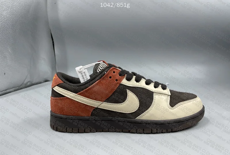Dunk Low Red Panda 4