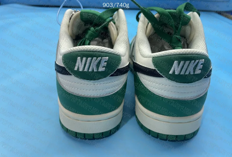 Nike Dunk Low Retro 2