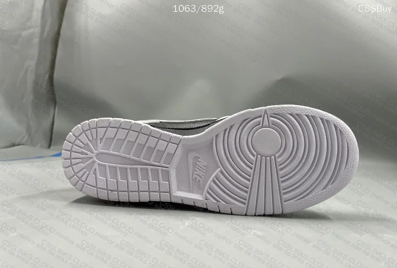 Dunk Low Reverse Panda