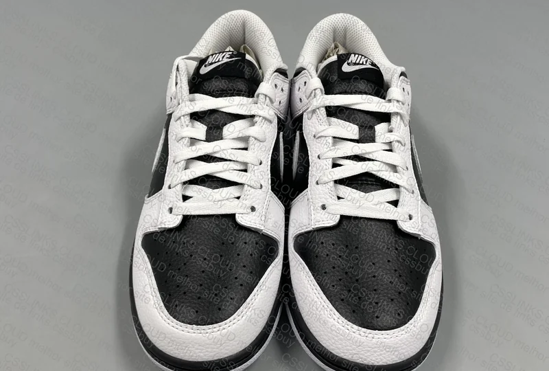 Dunk Low Reverse Panda