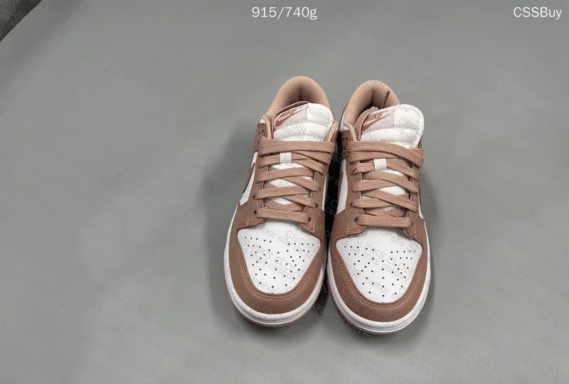 Dunk Low Rose