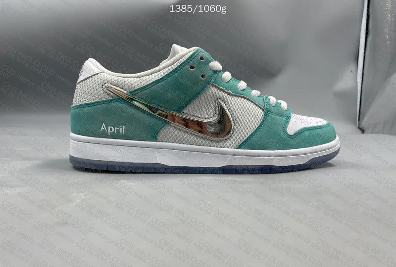 Dunk Low SB April