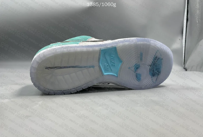 Dunk Low SB April 6