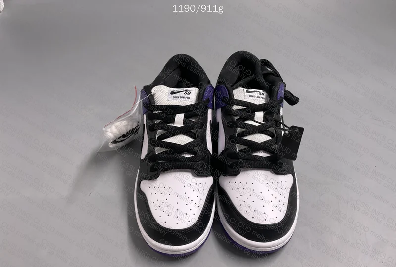 Dunk low SB black and purple 2