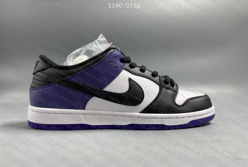 Dunk low SB black and purple 4