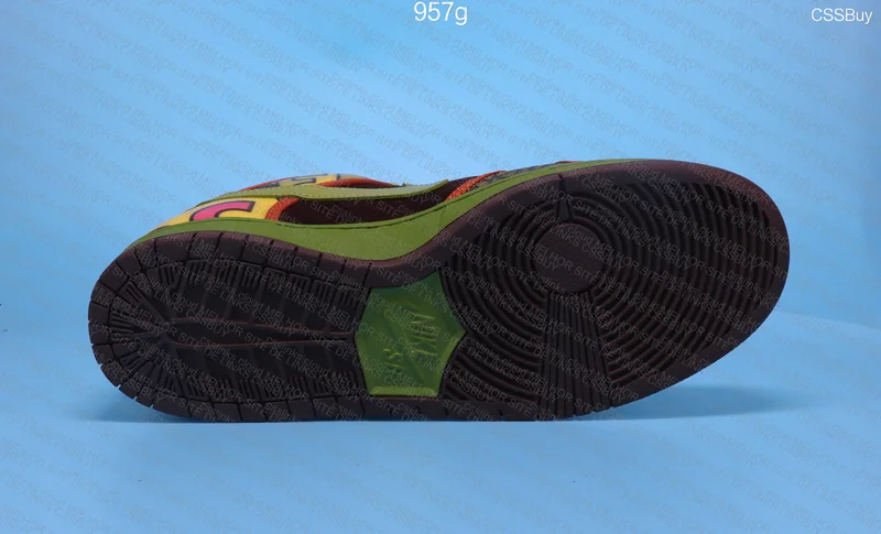 Dunk Low SB "De La Soul" 10