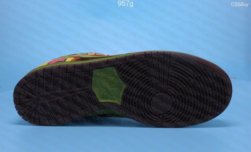 Dunk Low SB "De La Soul" 7