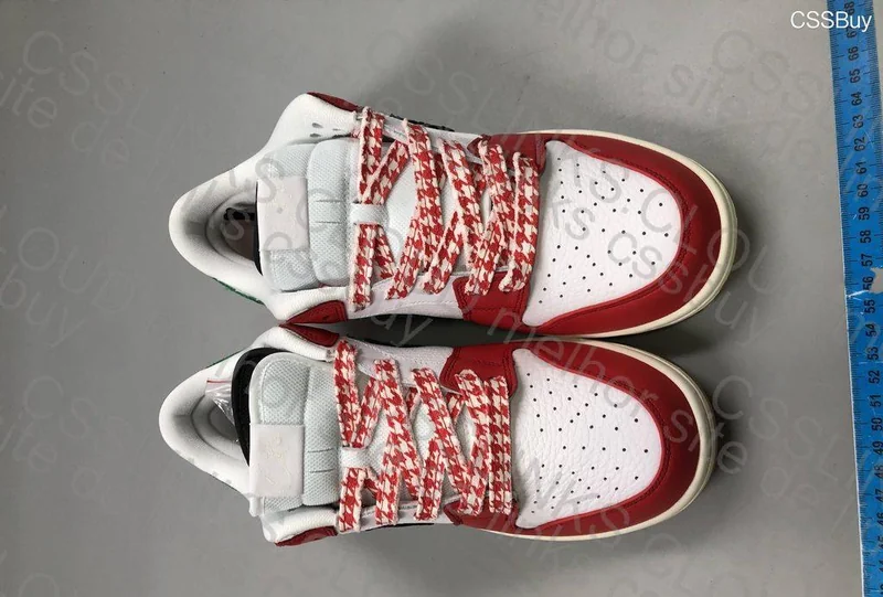 Dunk Low SB Habibi