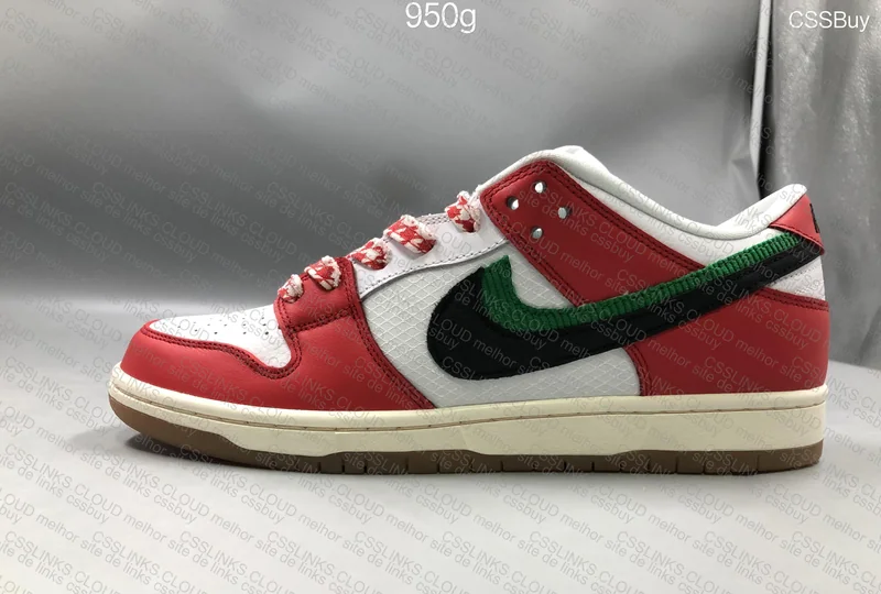 Dunk Low SB Habibi 2