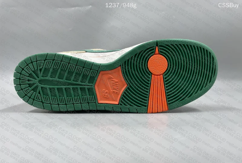 Dunk LOW Sb jarritos 6