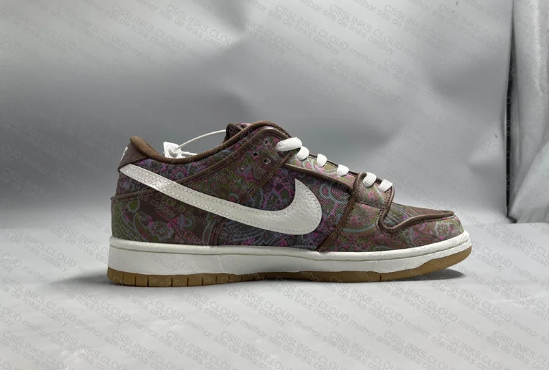 Dunk Low SB Paisley Brow 7