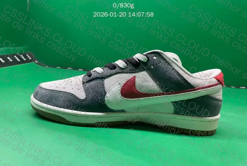 Dunk Low SE 85 Double Swoosh