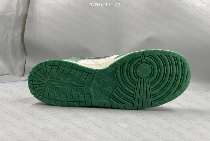 Dunk Low SE Lottery 11