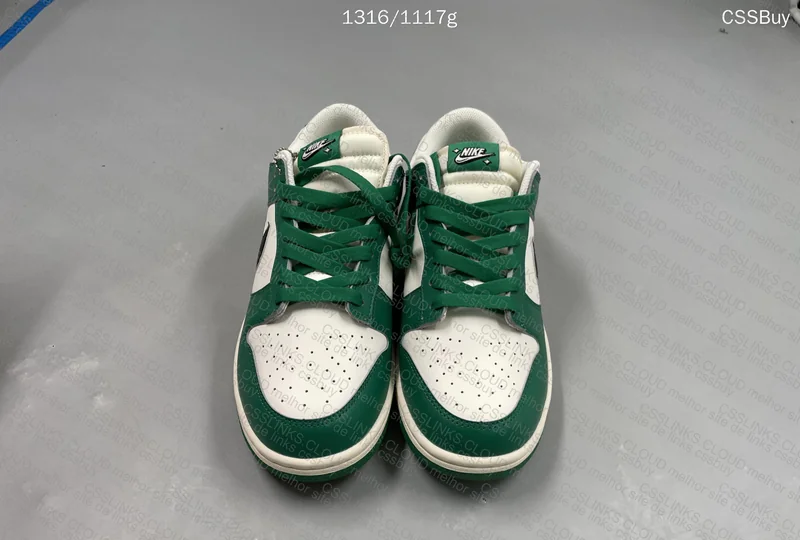 Dunk Low SE Lottery 4