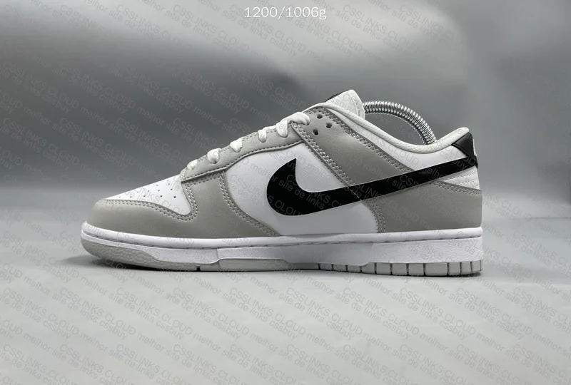 Dunk Low SE Lottery Grey 4