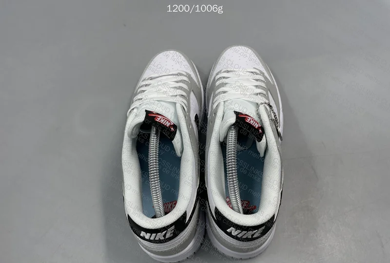 Dunk Low SE Lottery Grey 7