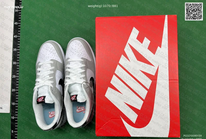 Dunk Low SE Lottery Pack Grey Fog 4