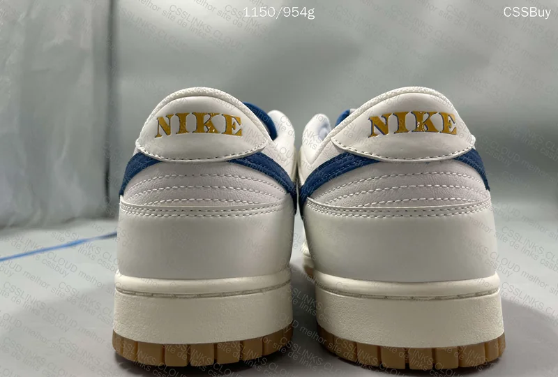 Dunk Low SE Sail Dark Marina Blue 3
