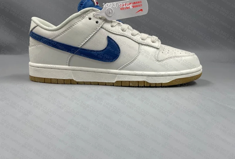 Dunk Low SE Sail Dark Marina Blue 5