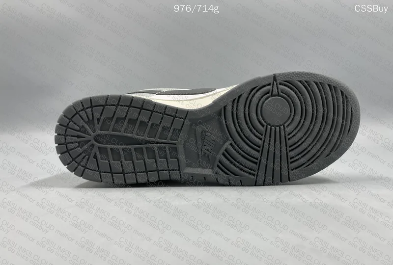 Dunk Low series 4