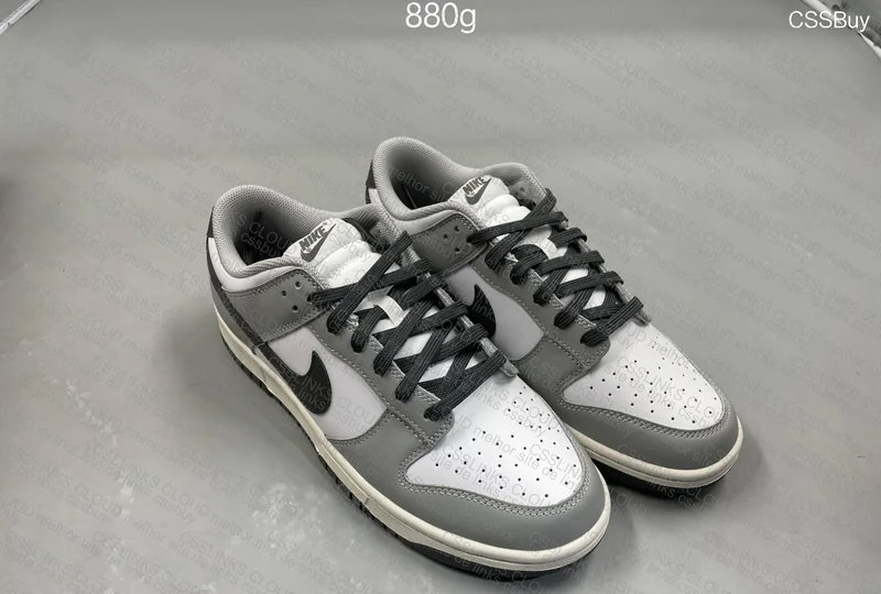 Dunk Low Smoke Grey 3