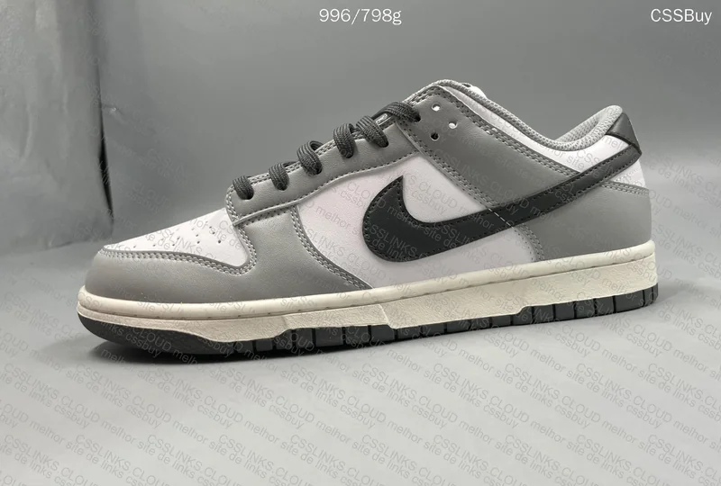Dunk Low Smoke Grey