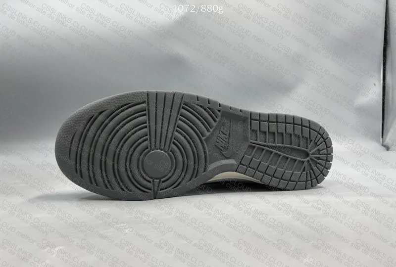 Dunk low smoke grey vt 9