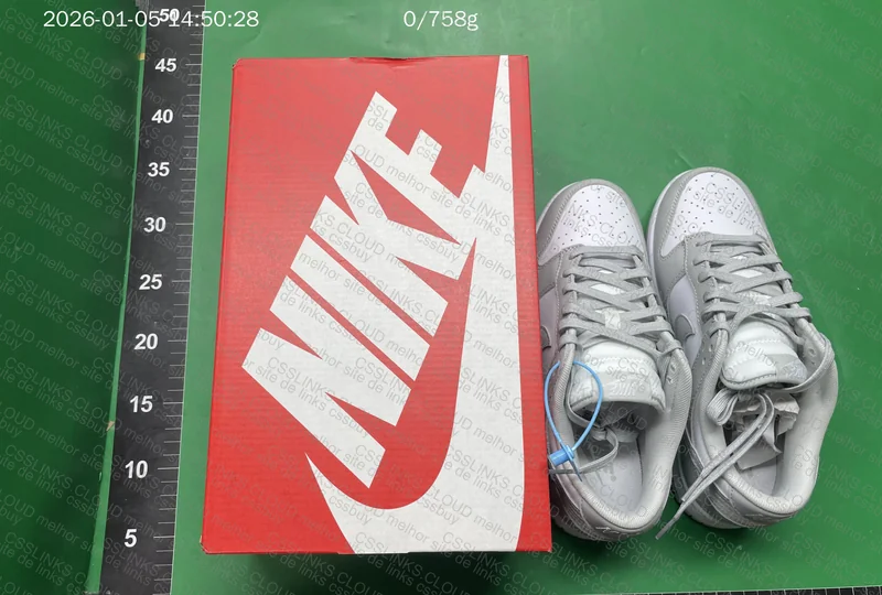 Dunk Low SP White Grey